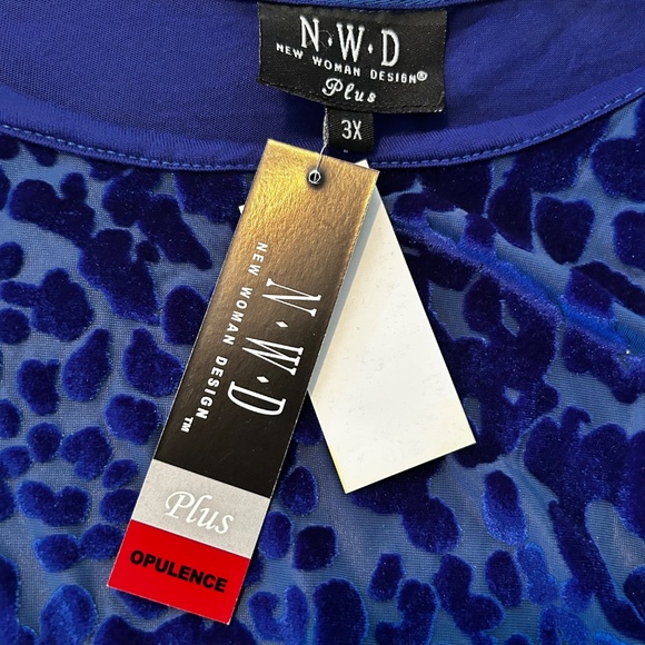 VELVET TOP, BURNOUT, COBALT BLUE, SIZE 3X, CAP SLEEVES, HIGH LOW HEM, LINED, - Picture 5 of 8